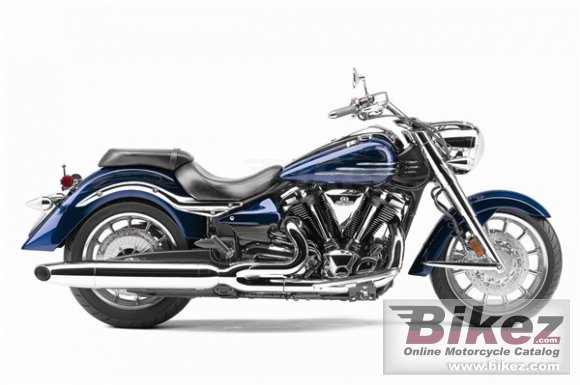 2011 Yamaha Roadliner S photo